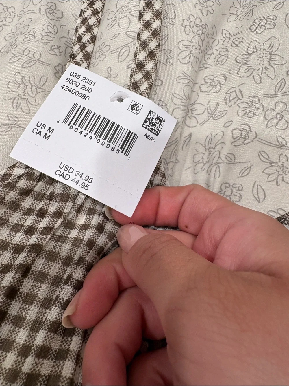 American Eagle Outfitters Brown and White Gingham Tie-Shoulder Crop Top - Picture 2 of 4